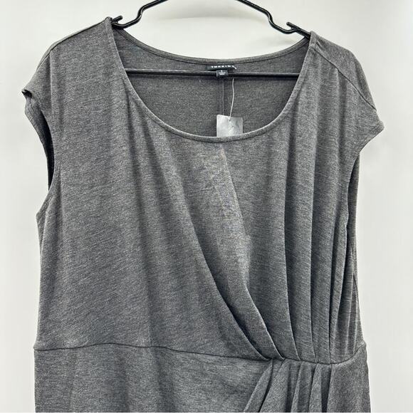 Torrid Shirred Tulip Gray Short Sleeve‎ Ruched Midi Dress in Charcoal Heather 1X - Picture 4 of 11